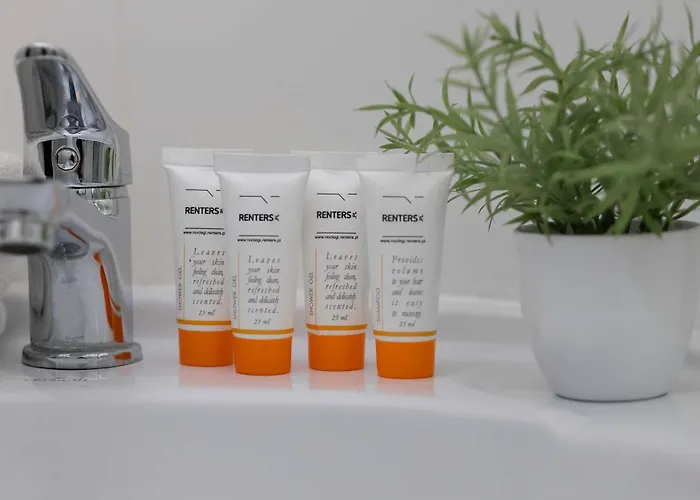 Piekny Z Sypialnia I Biurkiem By Renters * Warszawa