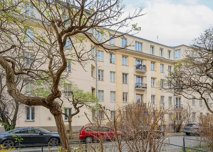 Piekny Z Sypialnia I Biurkiem By Renters *