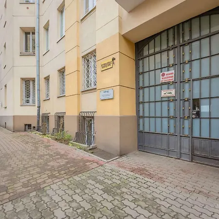 Piękny Z Sypialnią I Biurkiem By Renters Apartament *